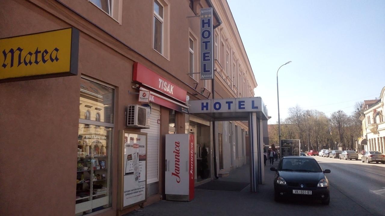Hotel Admiral Vinkovci Esterno foto