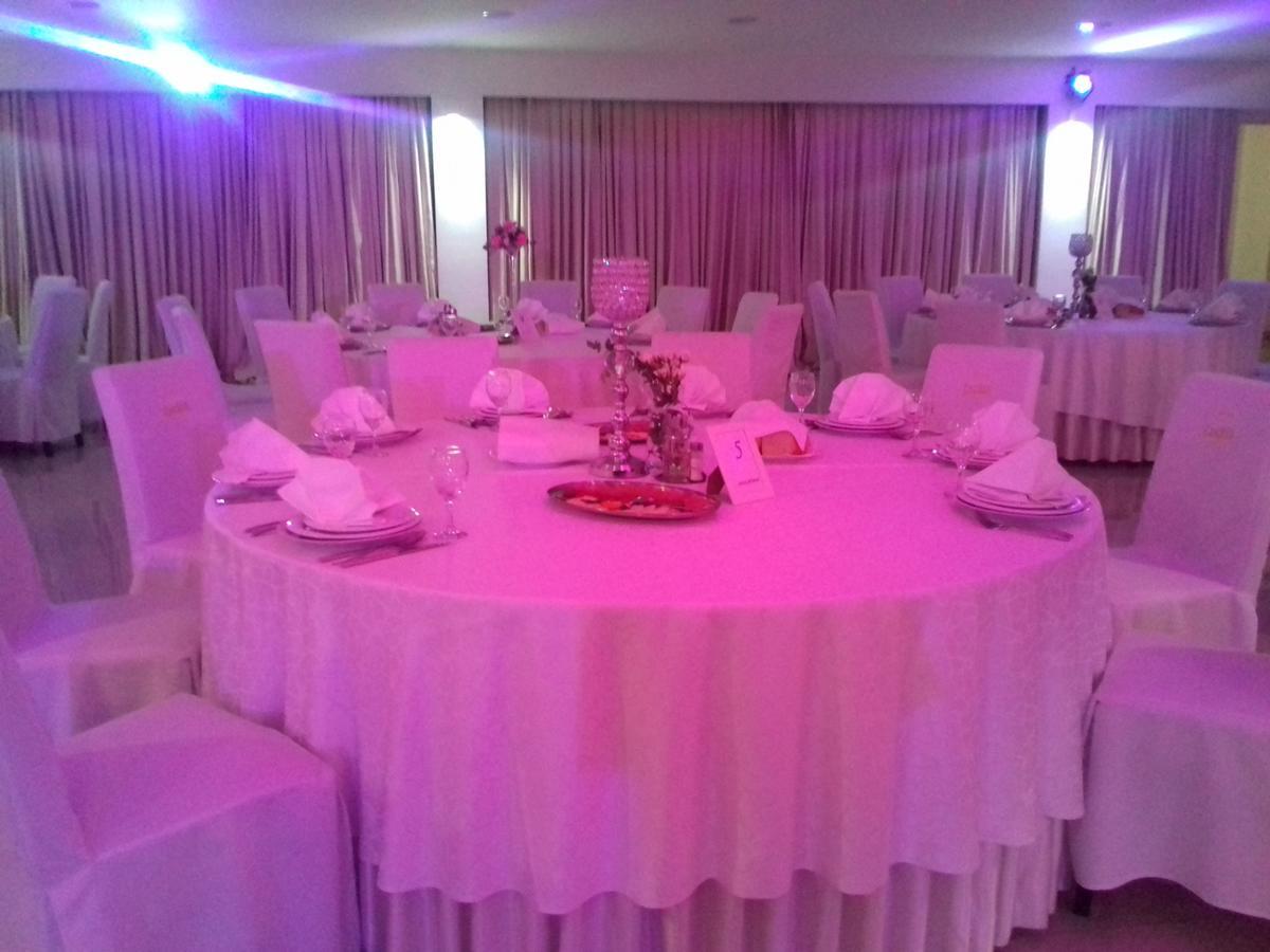 Hotel Admiral Vinkovci Esterno foto