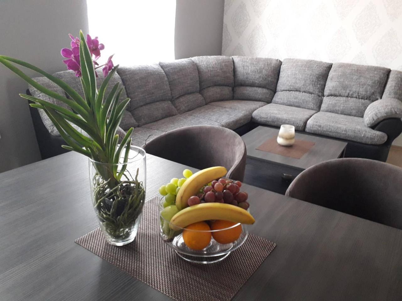 Hotel Admiral Vinkovci Esterno foto